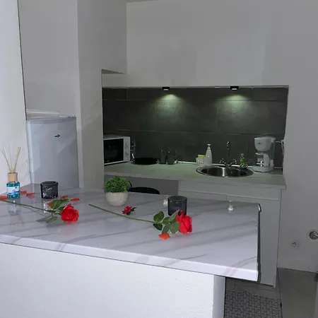 Apartmán Shadow Nîmes